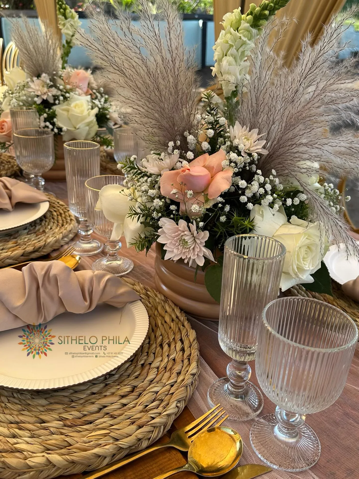 Blush and pampas grass wedding tablescape